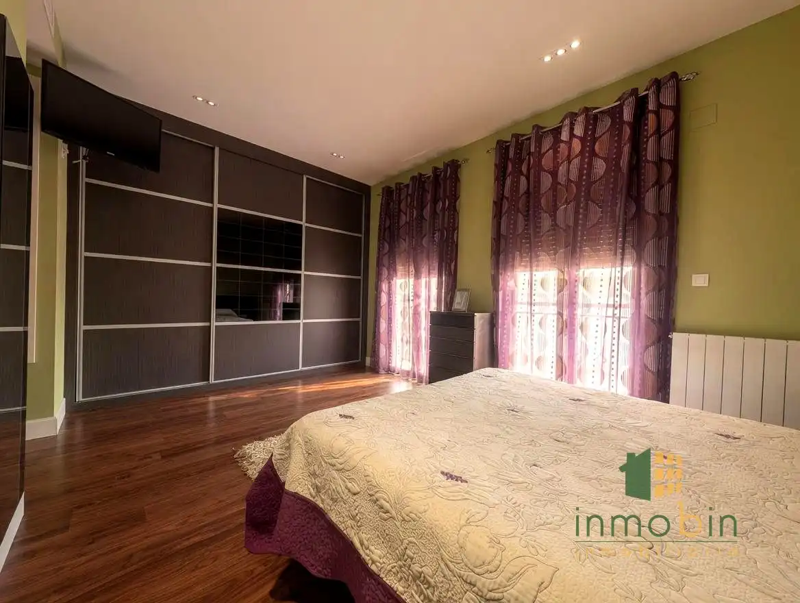 Bedroom of Houses for sale in Don Benito  with Air Conditioner, Heating and Terrace
