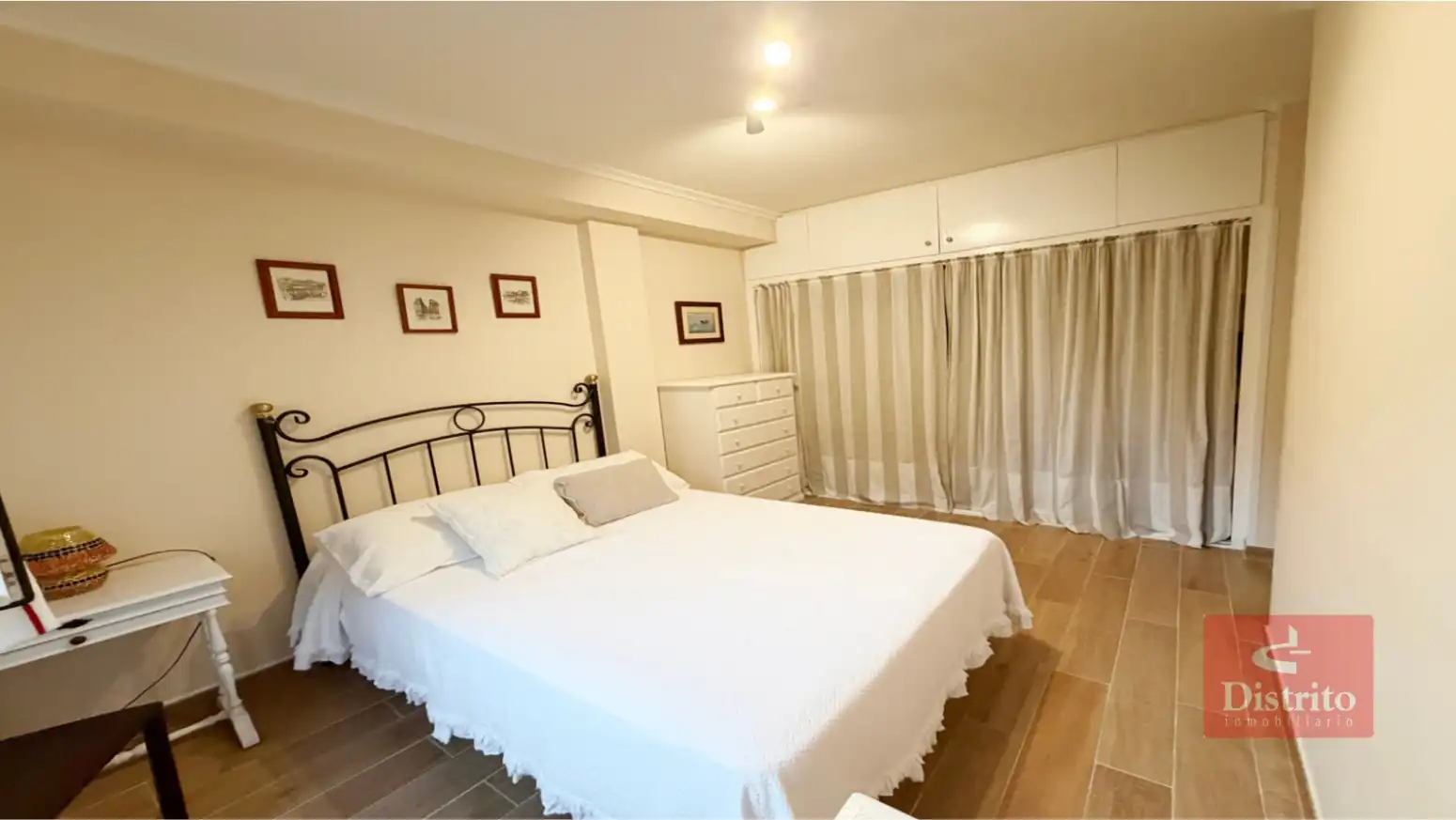 Schlafzimmer von Wohnung zur Miete in Ribamontán al Mar mit Heizung, Abstellraum und Möbliert