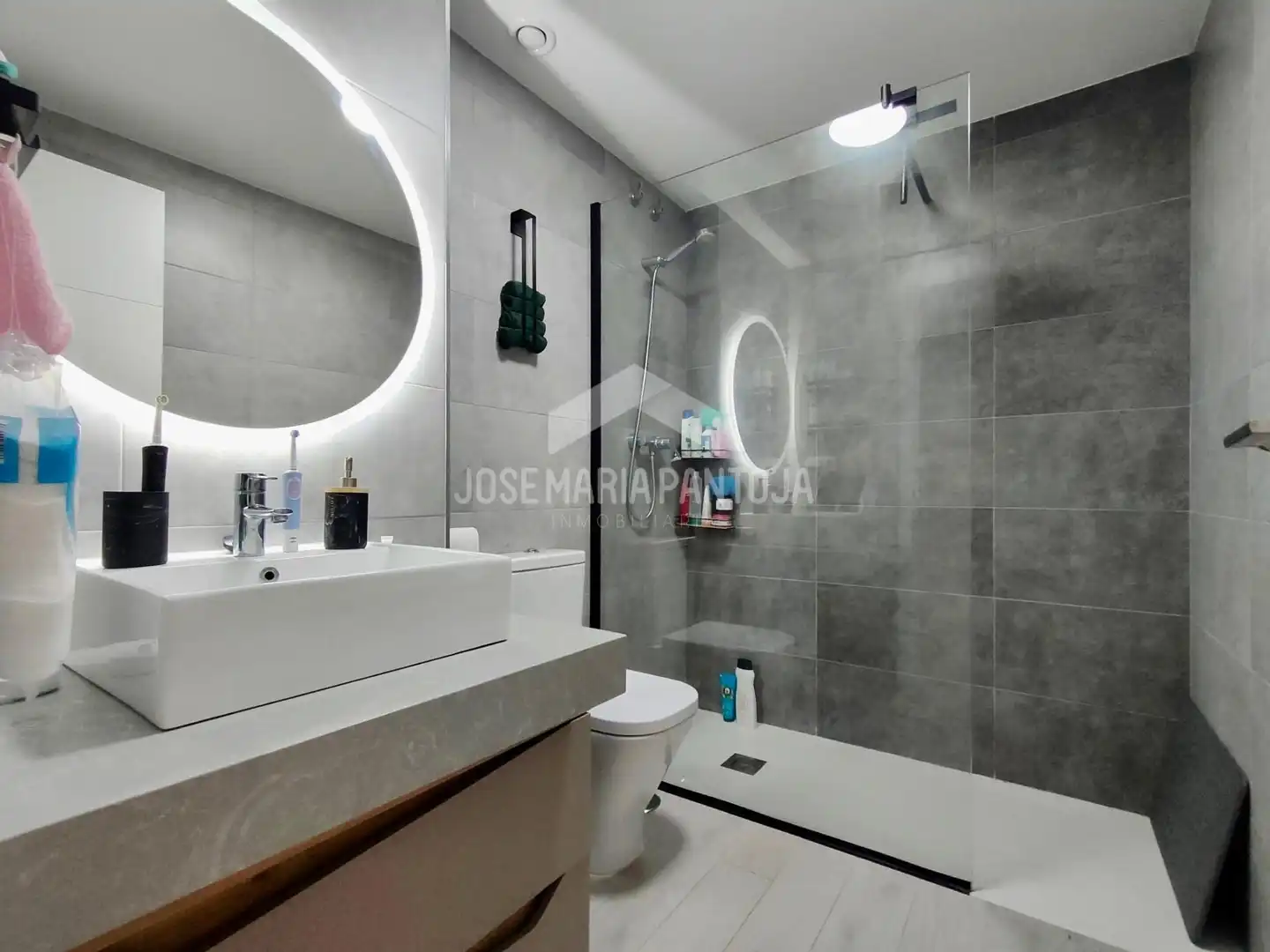 Bathroom of Flat for sale in Jerez de la Frontera  with Air Conditioner, Heating and Private garden