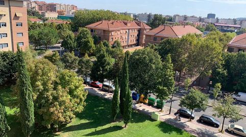 Foto 3 de Apartamento de alquiler en Padre Claret, Residencia, Logroño