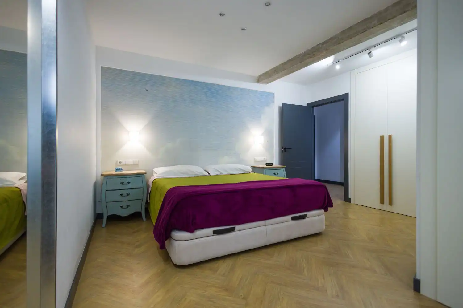 Flat for sale in OCTAVIO CUARTERO, Centro
