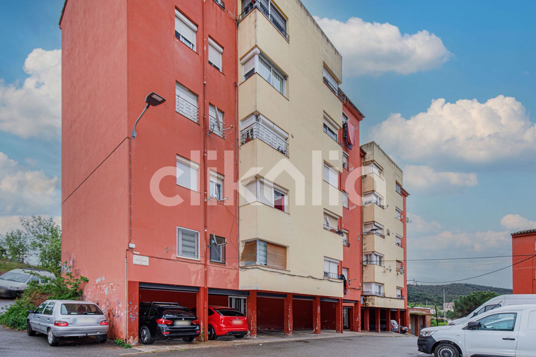 Exterior view of Flat for sale in Girona Capital