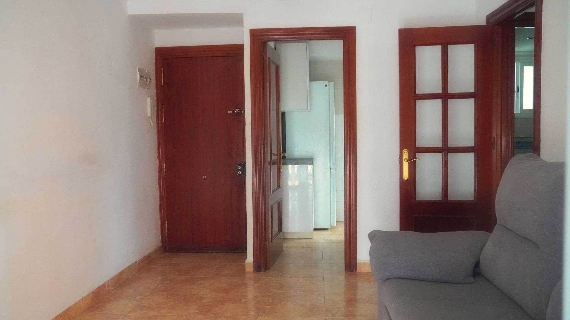 Flat for sale in  Sevilla Capital  with Air Conditioner, Furnished and Balcony
