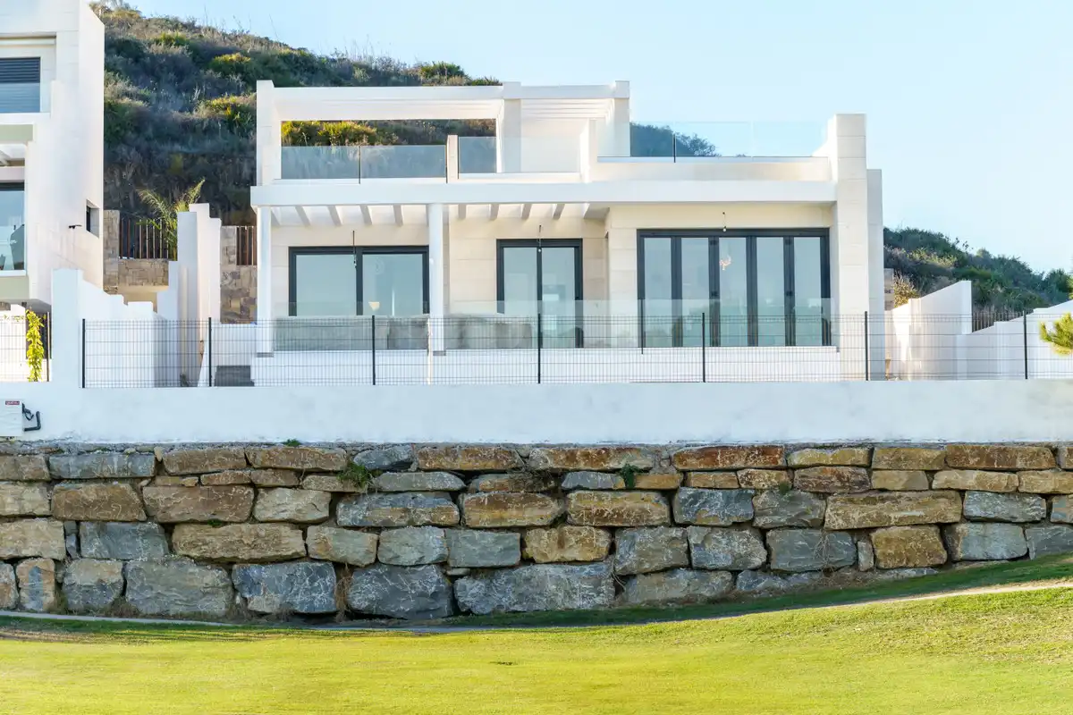 Chalet con piscina en venta en Hipódromo - Cerrado del Águila, imagen 2