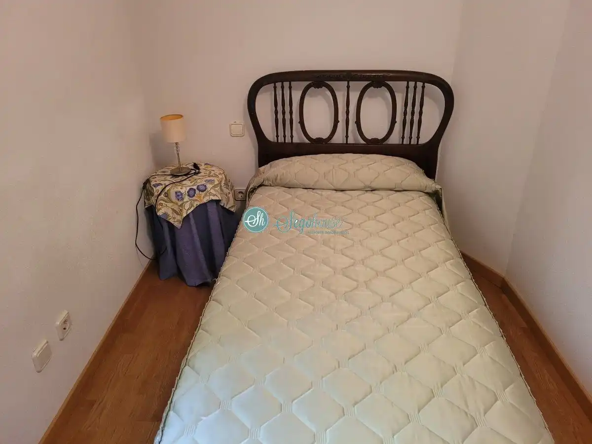 Bedroom of Flat for sale in Palazuelos de Eresma  with Heating, Storage room and Community pool