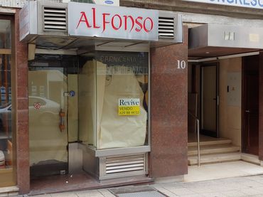 Local comercial de lloguer a GONZALEZ BESADA 10
