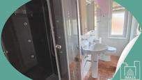Bany de Pis en venda en San Andrés del Rabanedo amb Calefacció i Terrassa