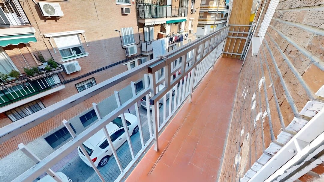 Vista exterior de Pis en venda en  Madrid Capital amb Aire condicionat, Calefacció i Terrassa