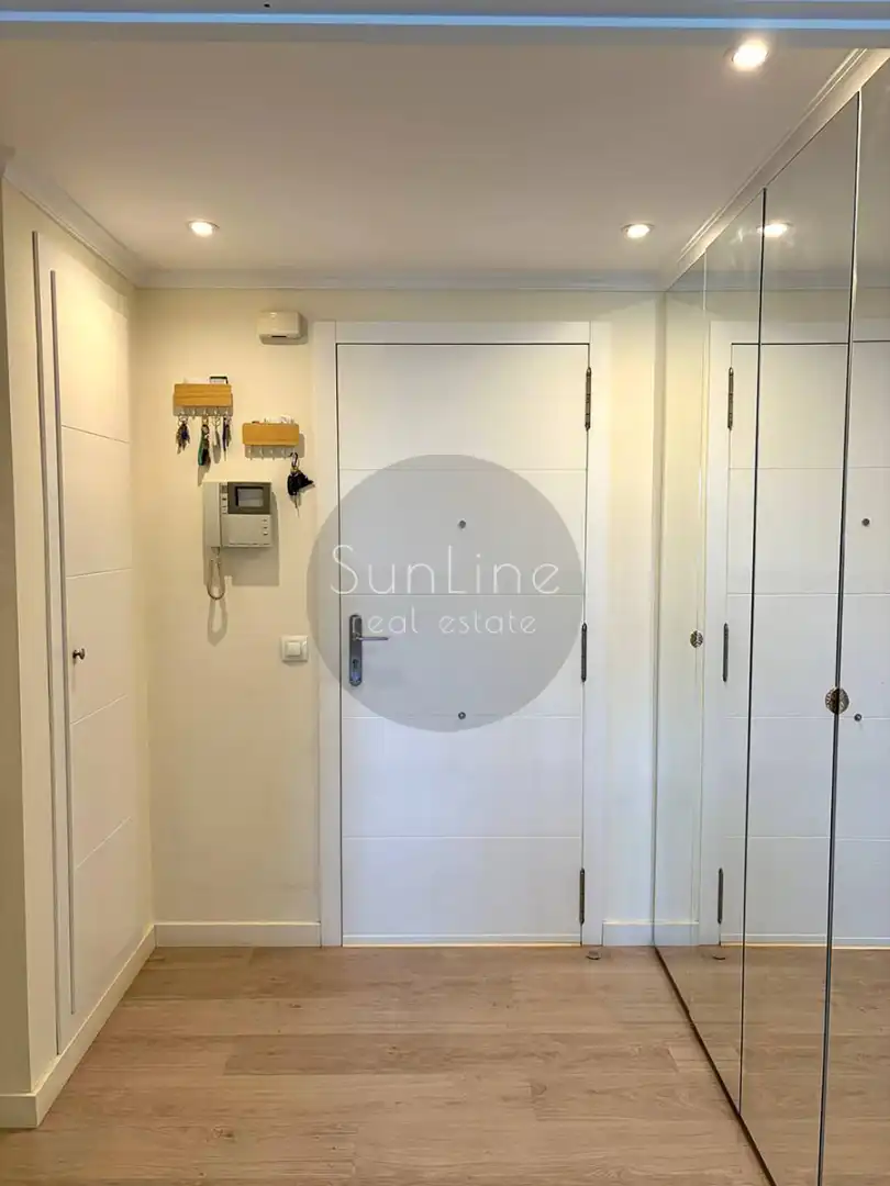 Piso en venta en Valencia con Aire acondicionado, Terraza y Trastero