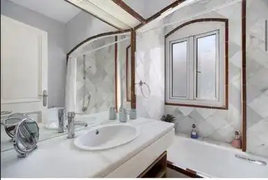 Badezimmer von Maisonette zur Miete in El Puerto de Santa María mit Klimaanlage, Terrasse und Möbliert