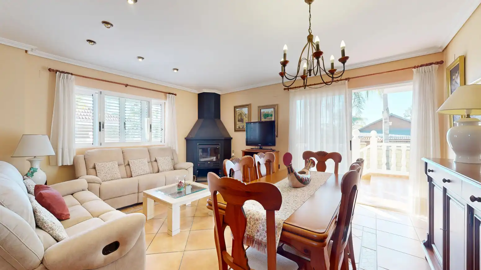 Living room of Houses for sale in Sagunto / Sagunt  with Private garden, Terrace and Swimming Pool