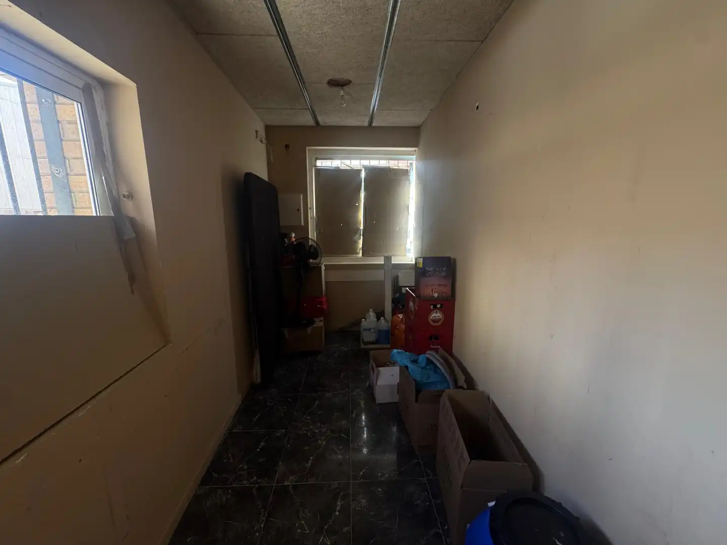 Local de alquiler en Vilanova i la Geltrú con Aire acondicionado, Calefacción y Amueblado