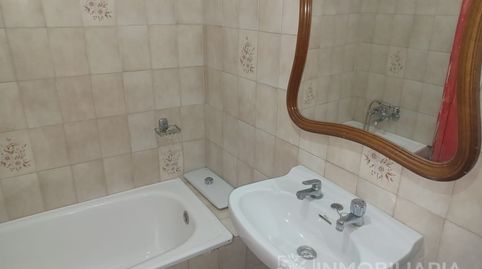 Foto 4 de Casa o chalet en venta en Calle Calzada, Alozaina, Málaga