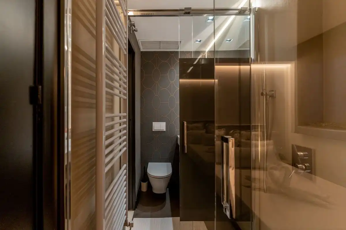 Badezimmer von Wohnung zum Verkauf in Madrid mit Klimaanlage, Heizung und Möbliert