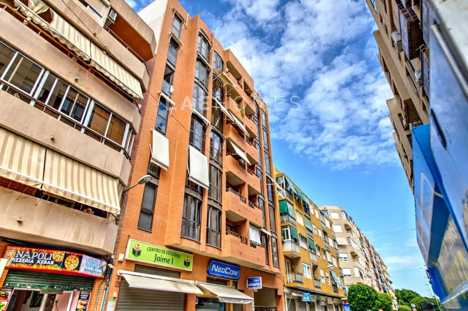 Piso con terraza en venta en Calle NOT S MONTESINO, imagen 2