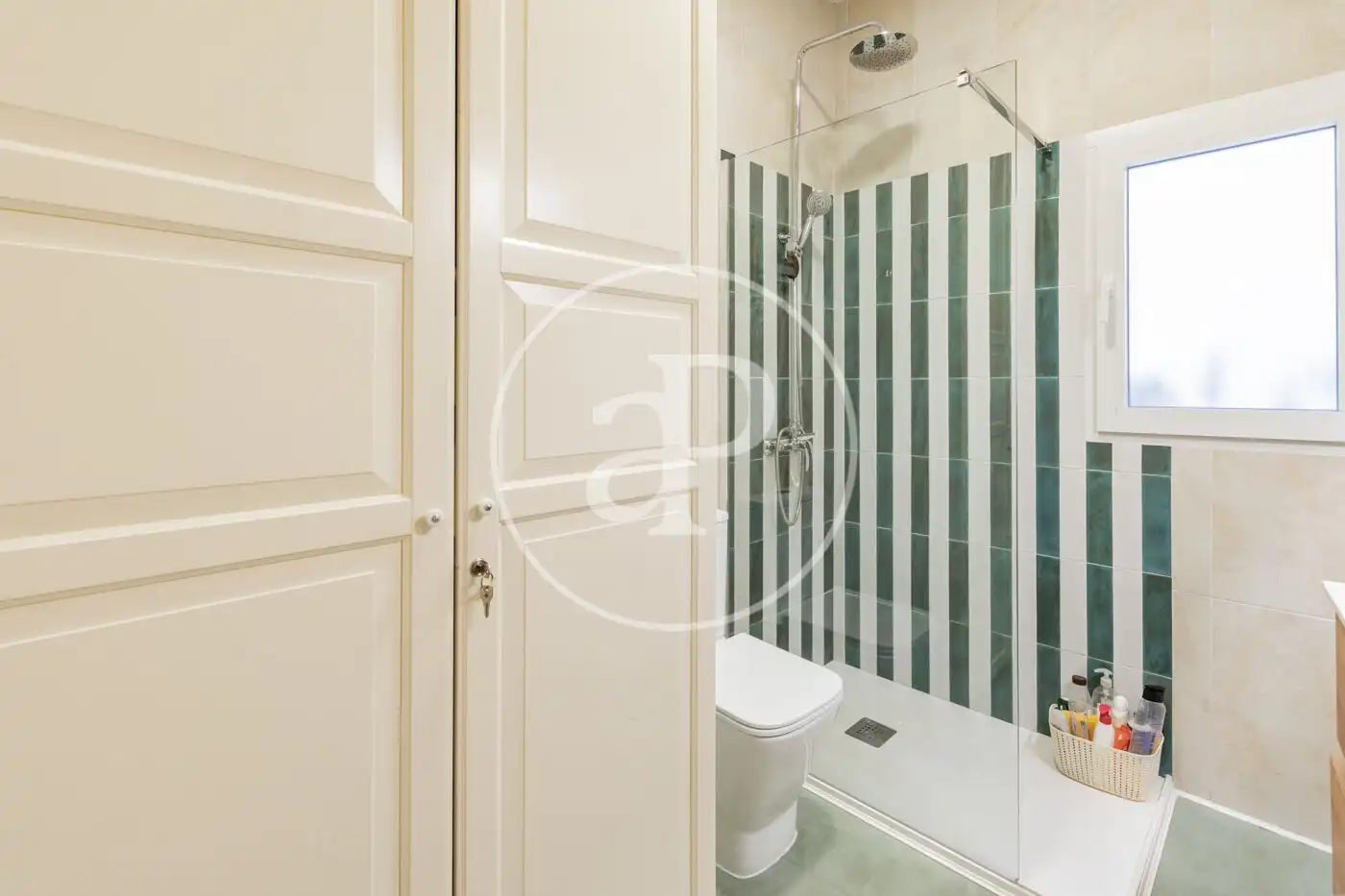 Baño de Piso en venta en Madrid con Aire acondicionado, Calefacción y Trastero