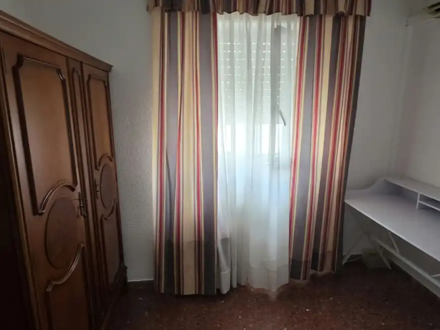 Schlafzimmer von Wohnung zur Miete in  Jaén Capital mit Klimaanlage und Terrasse
