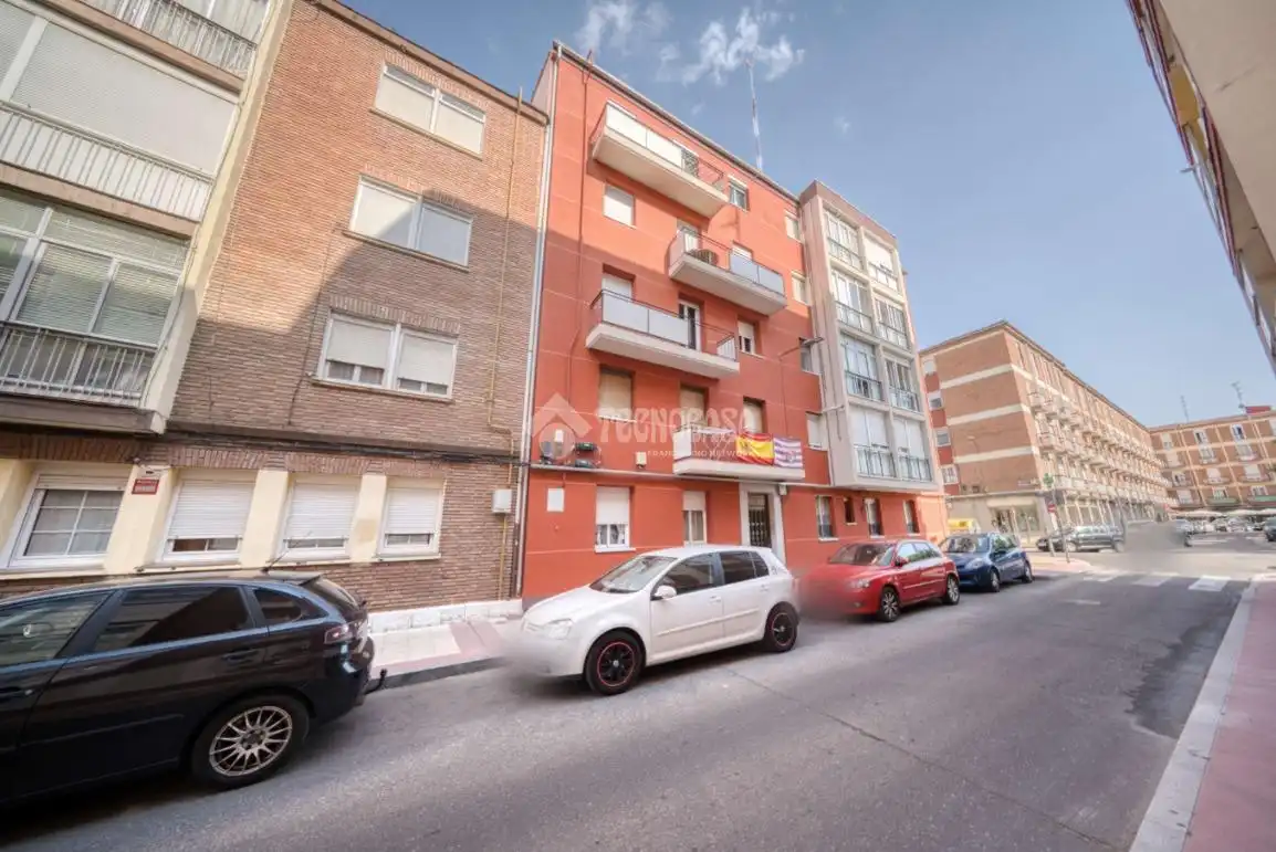 Exterior view of Flat for sale in Valladolid  with Terrace