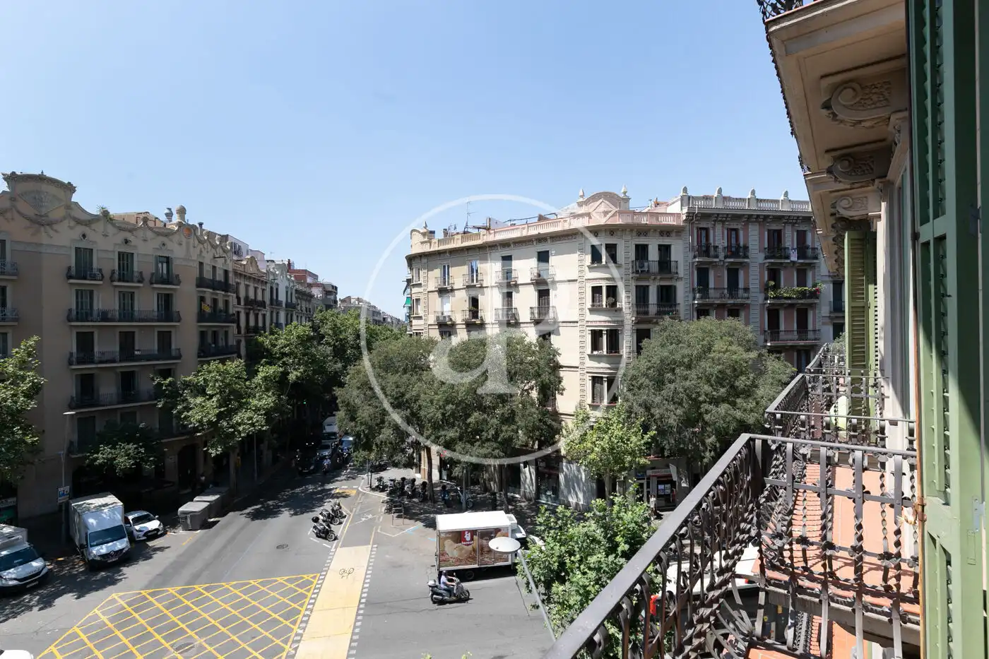 Vista exterior de Piso en venta en Barcelona con Aire acondicionado, Calefacción y Balcón