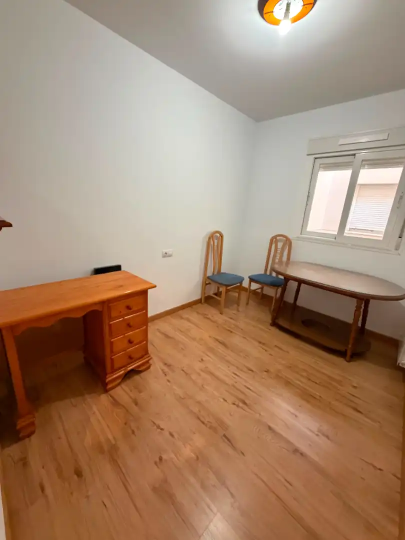 Schlafzimmer von Wohnung zur Miete in Maracena mit Heizung, Parkett und Terrasse