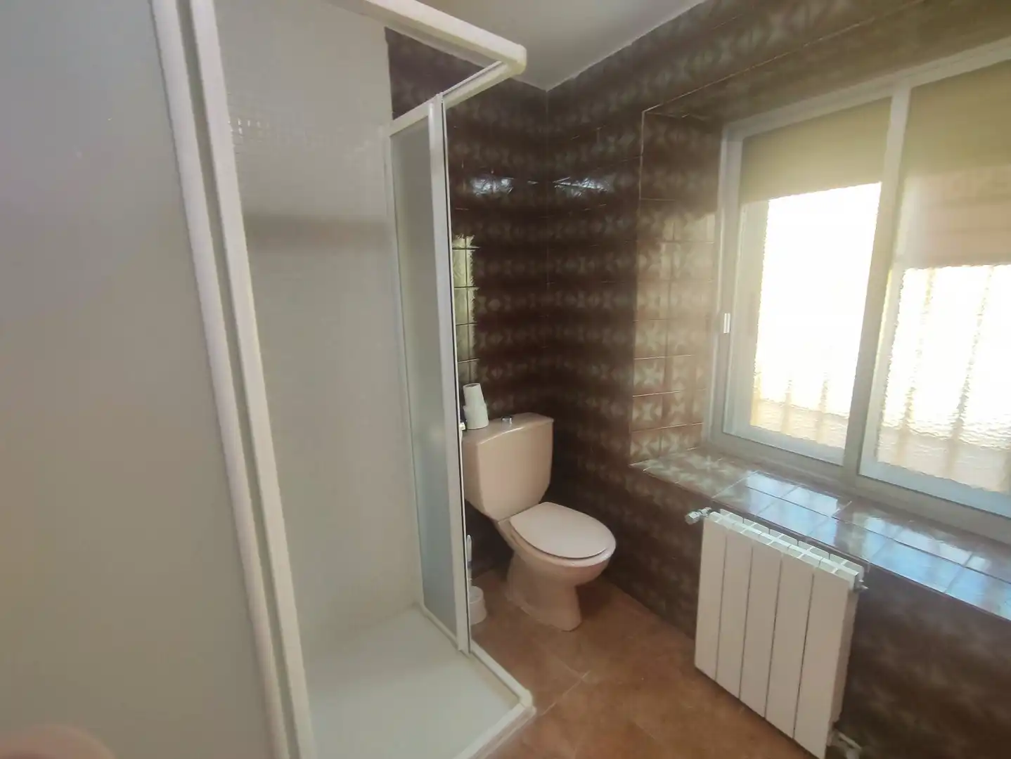 Bany de Casa o xalet en venda en Carpio amb Calefacció, Traster i Moblat
