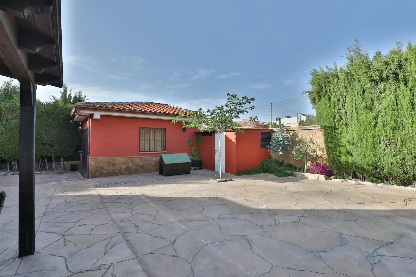 Exterior view of Houses for sale in Villa de Otura  with Community pool
