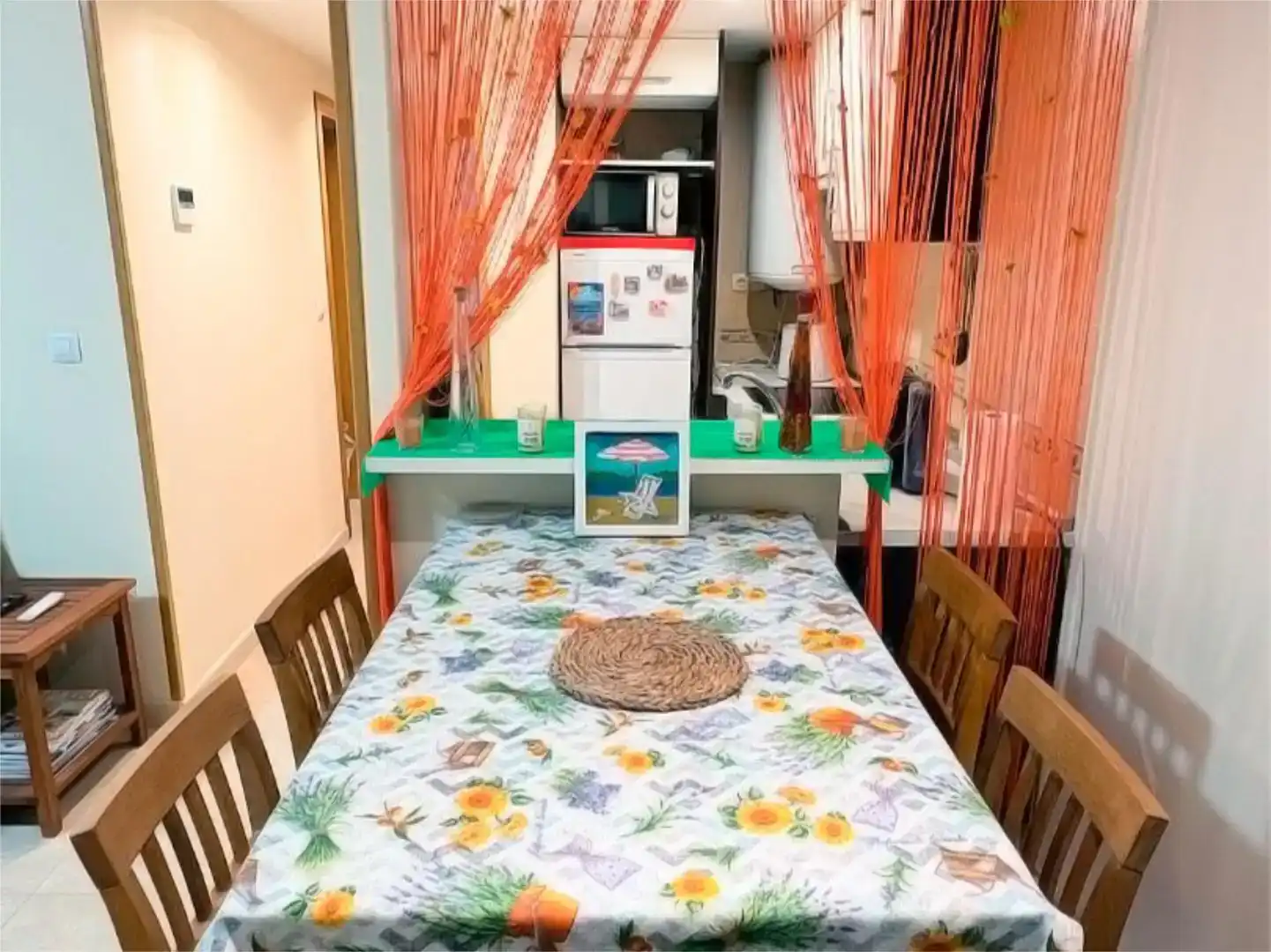 Cocina de Apartamento de alquiler en Bellreguard con Aire acondicionado, Jardín privado y Piscina