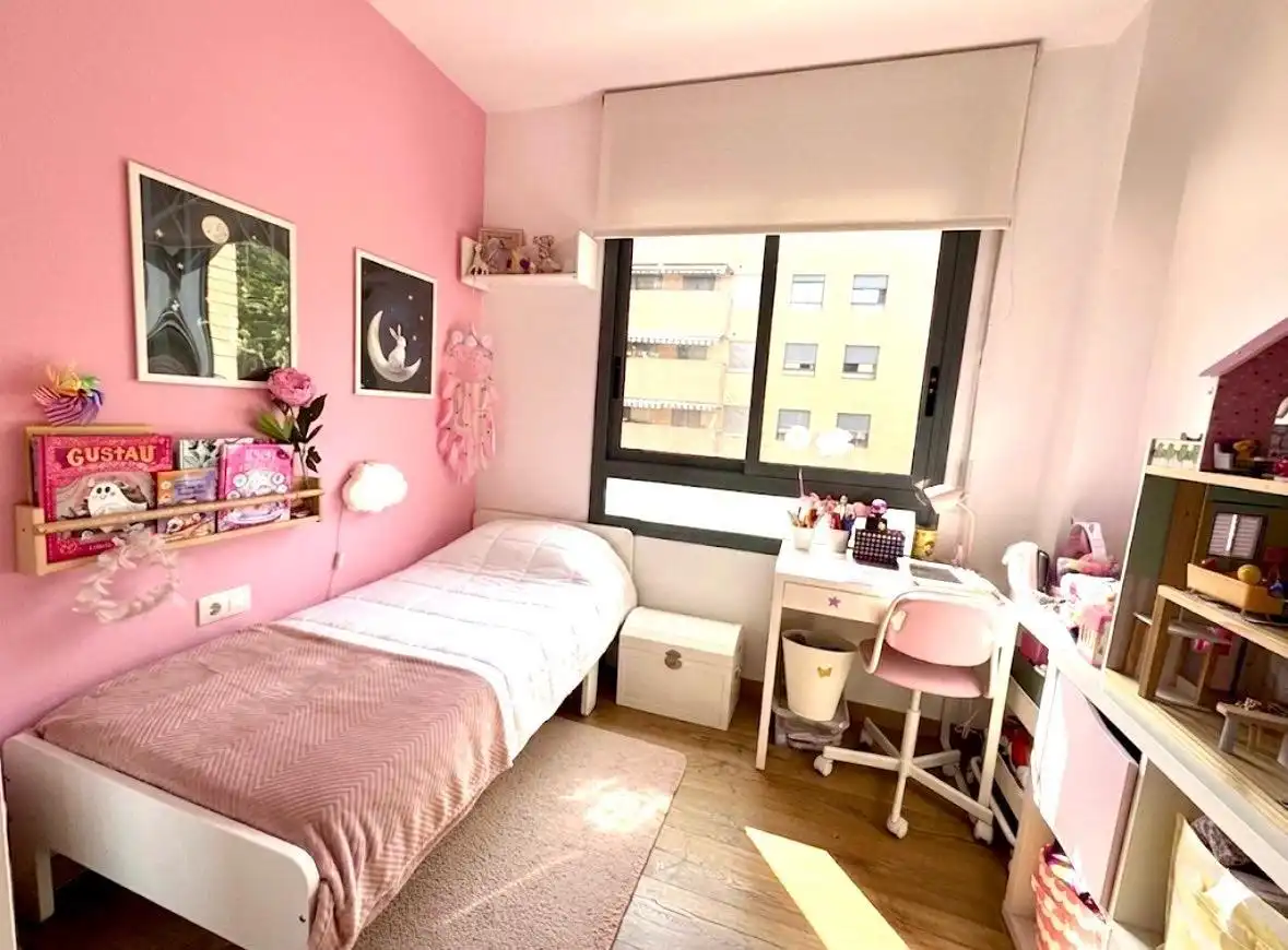 Habitación de Piso en venta en Santa Perpètua de Mogoda con Aire acondicionado, Calefacción y Jardín privado