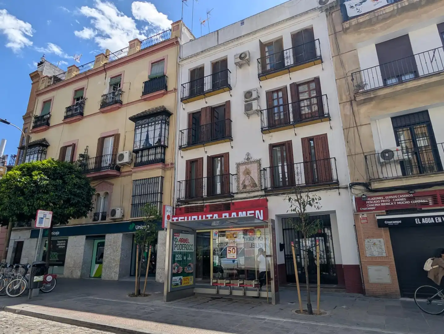 Exterior view of Flat for rent in Sevilla  with Air Conditioner, Heating and Balcony