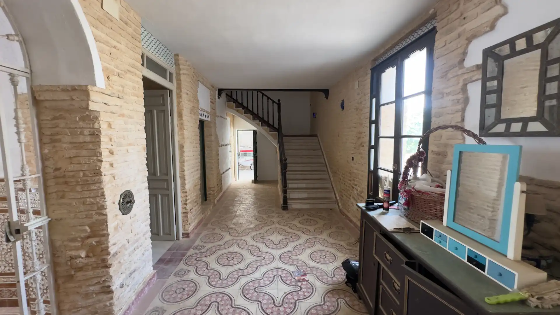 Casa o xalet en venda en Umbrete amb Terrassa, Traster i Piscina