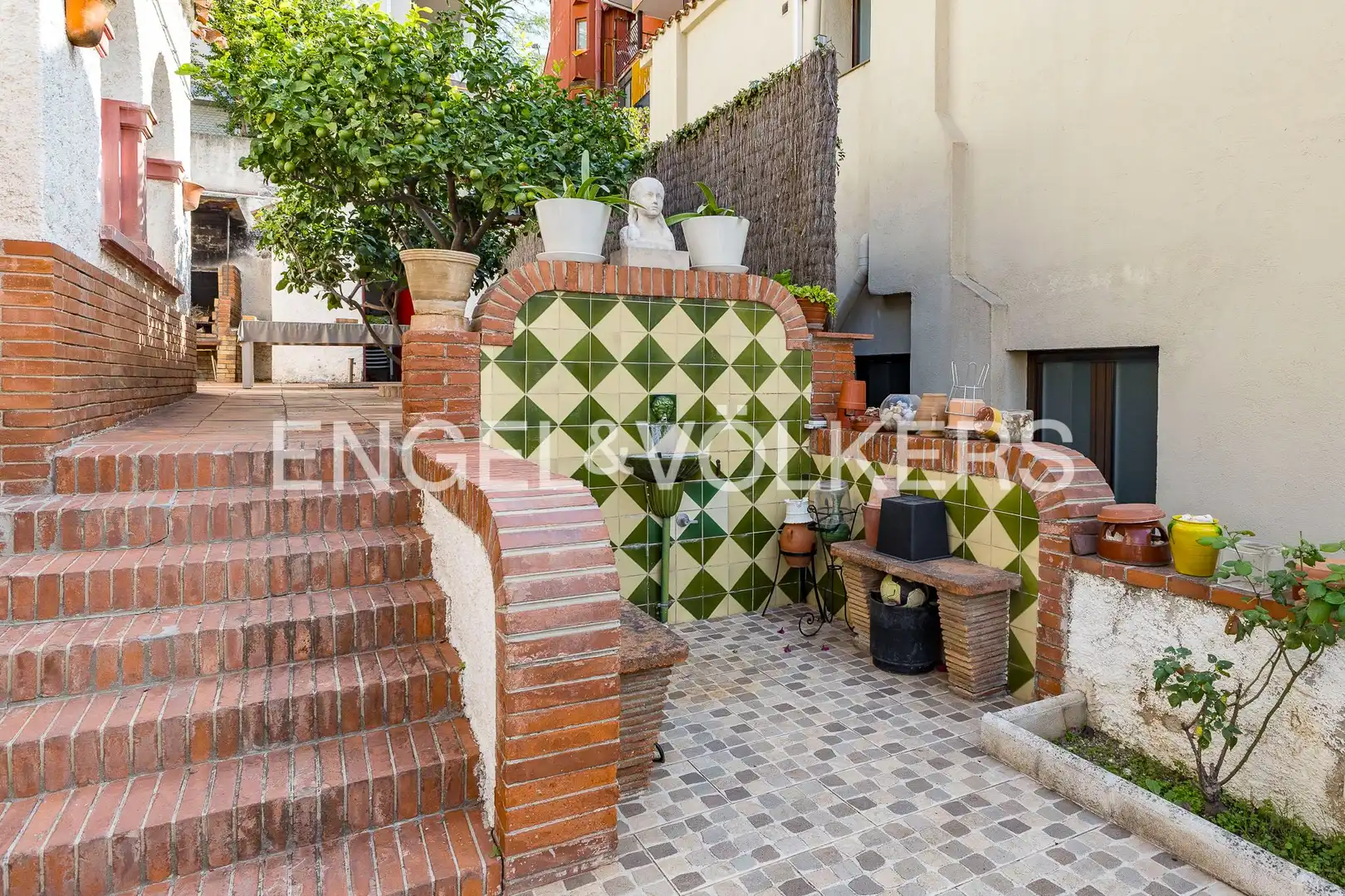 Terraza de Casa o chalet en venta en Barcelona con Calefacción, Jardín privado y Terraza