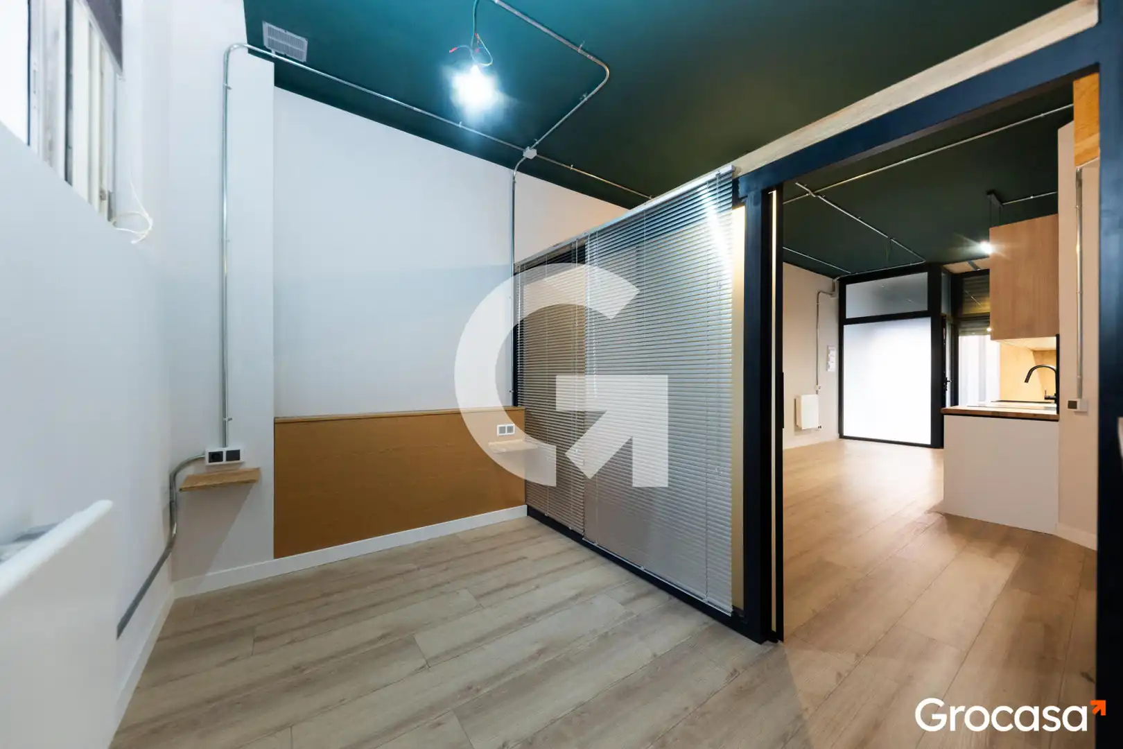 Flat for sale in Barcelona  with Heating, Oven and Washing machine