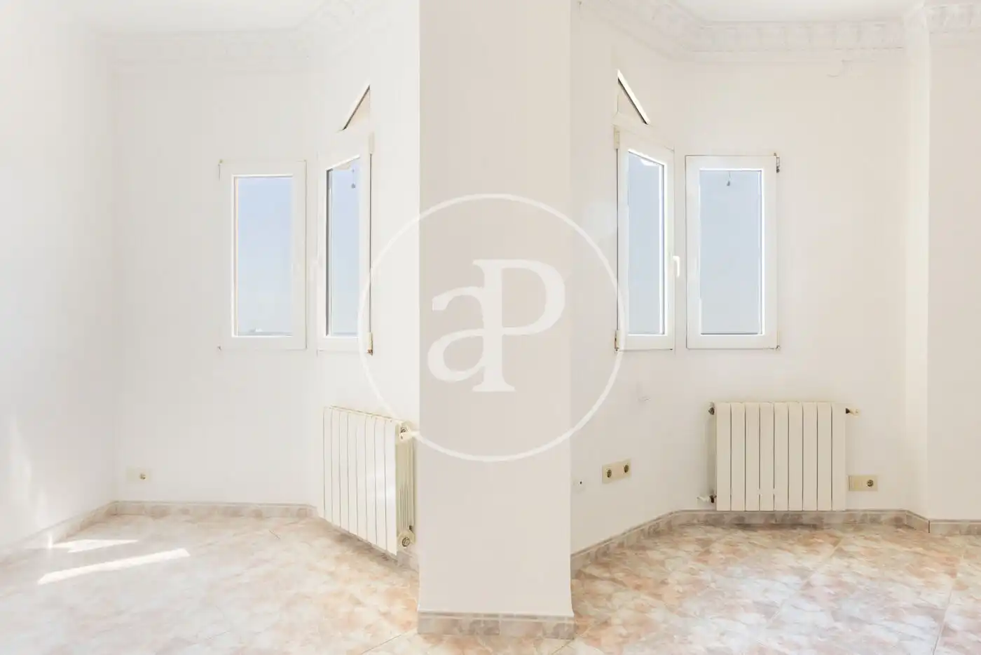 Schlafzimmer von Wohnung zum Verkauf in Valencia mit Klimaanlage, Heizung und Privatgarten