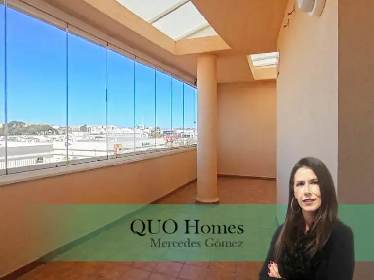 Dachboden zur Miete in Jerez de la Frontera mit Terrasse und Möbliert