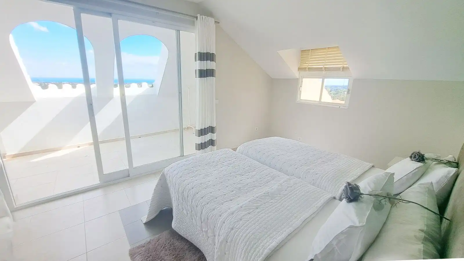 Chalet con piscina en venta en La Quinta, imagen 7