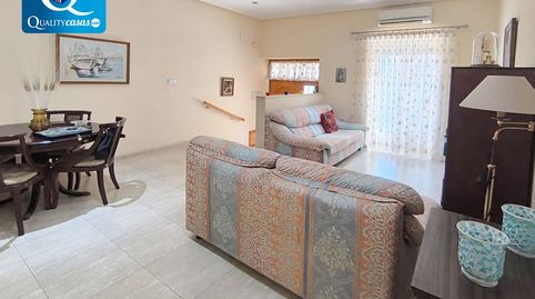 Foto 2 de Casa adosada en venda a Campoamor, Alicante / Alacant