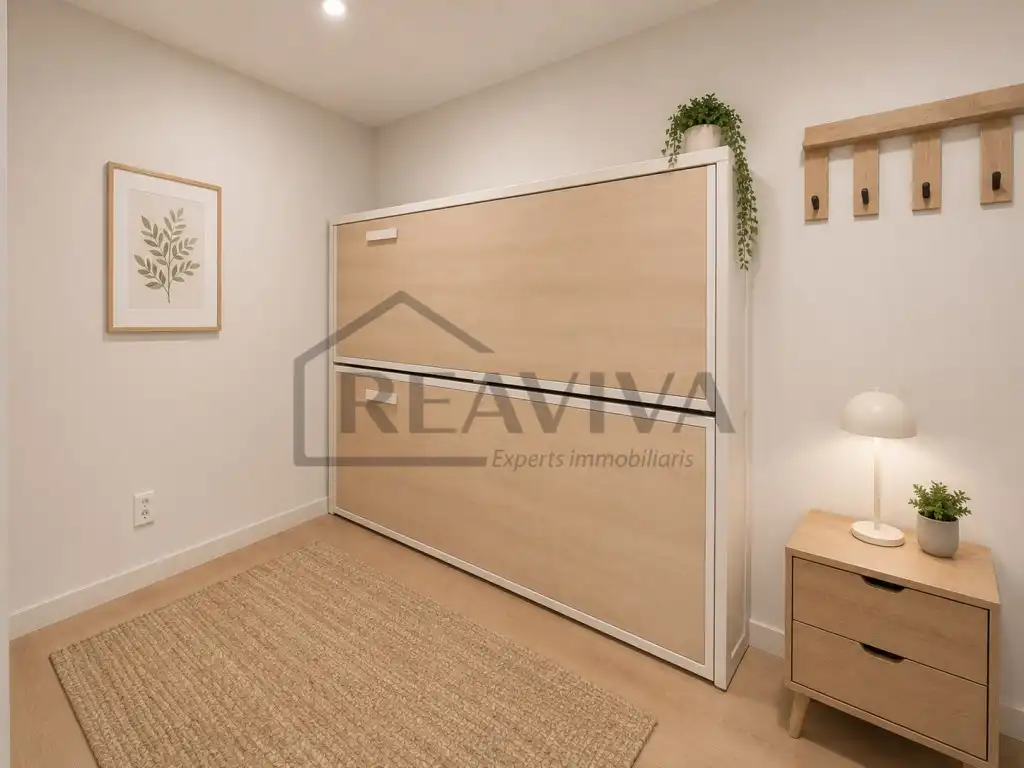Habitación de Dúplex en venta en La Seu d'Urgell con Horno y Balcón