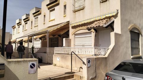 Foto 2 de Casa adosada en venta en Los Urrutias, Cartagena