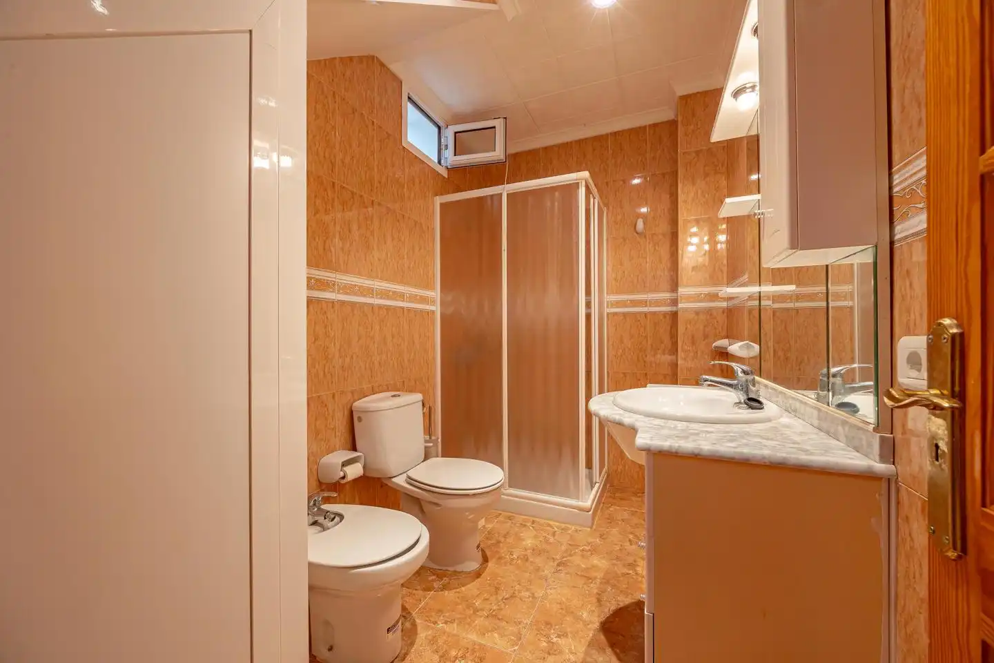 Bathroom of Houses for sale in Gáldar