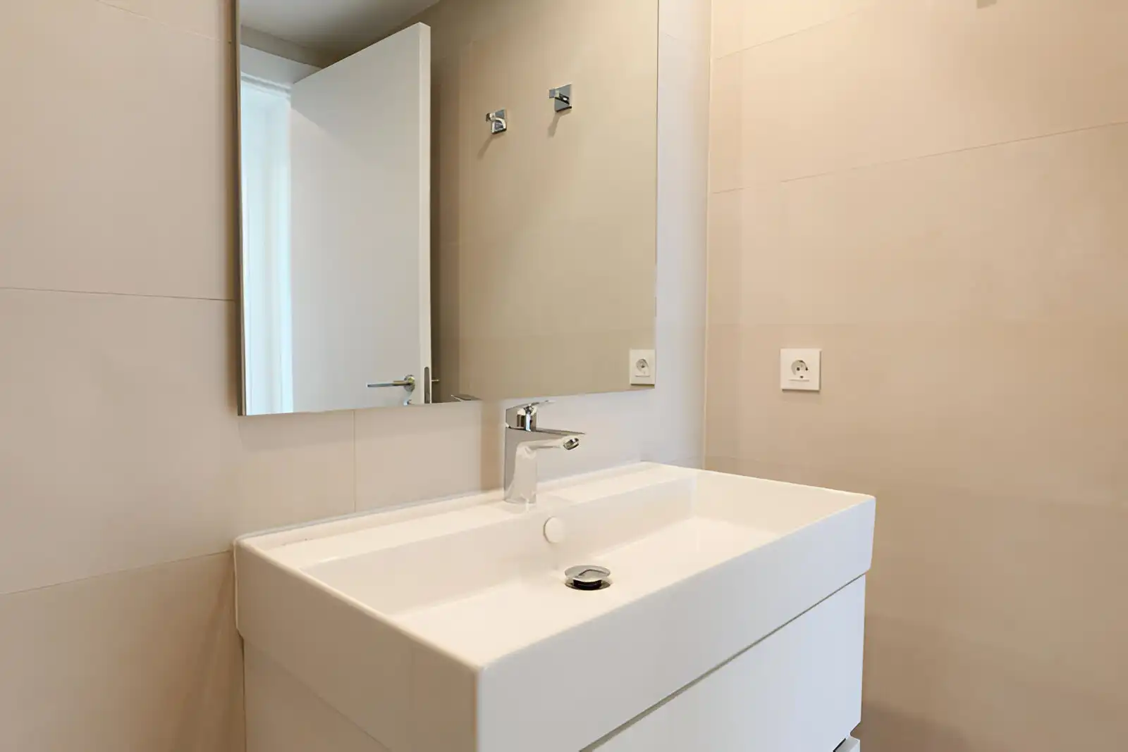 Apartamento con piscina en venta en Estepona Pueblo, imagen 25