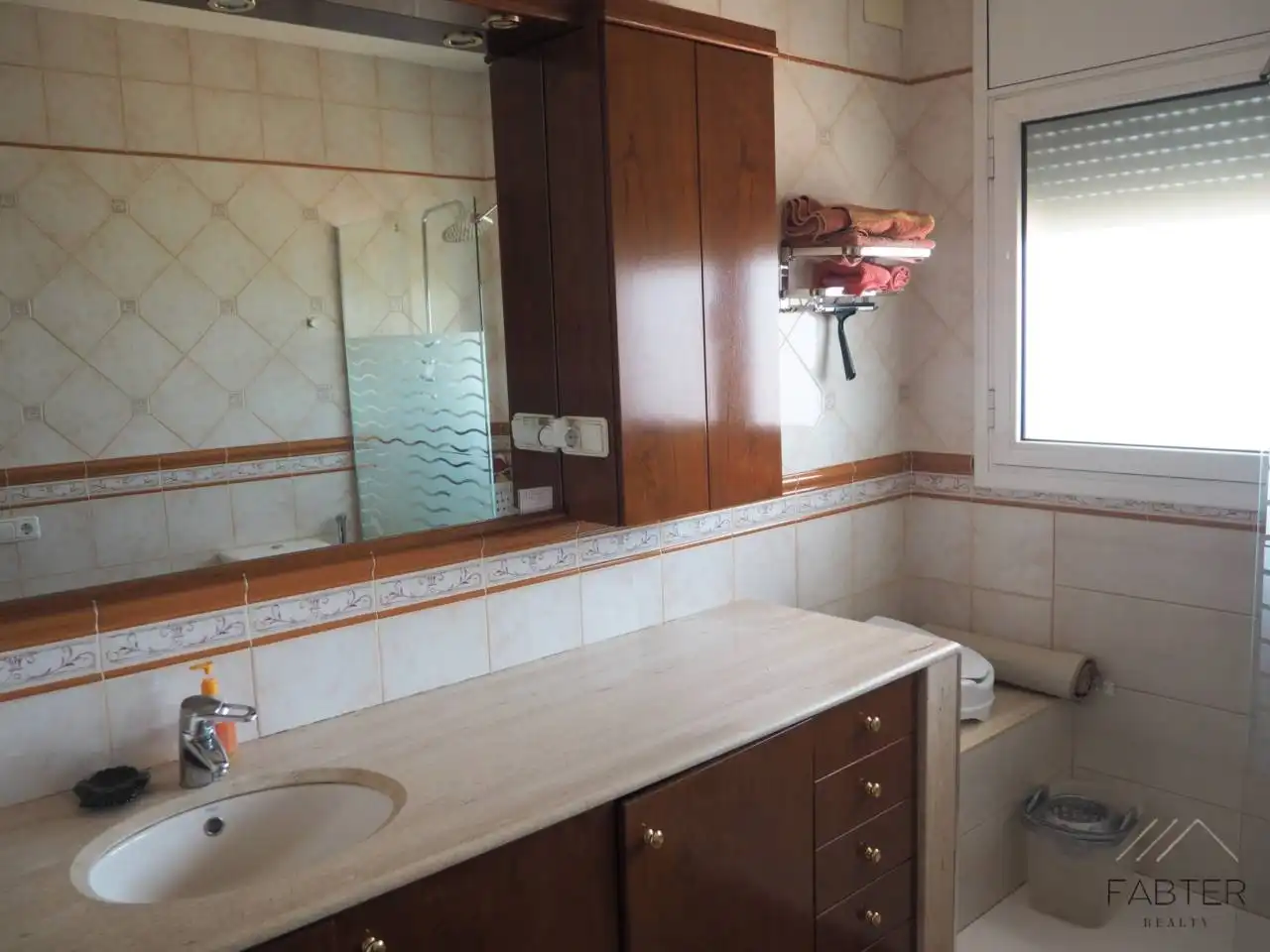 Casa amb piscina en venda a Calle Regassol del Pit-roig, imagen 24