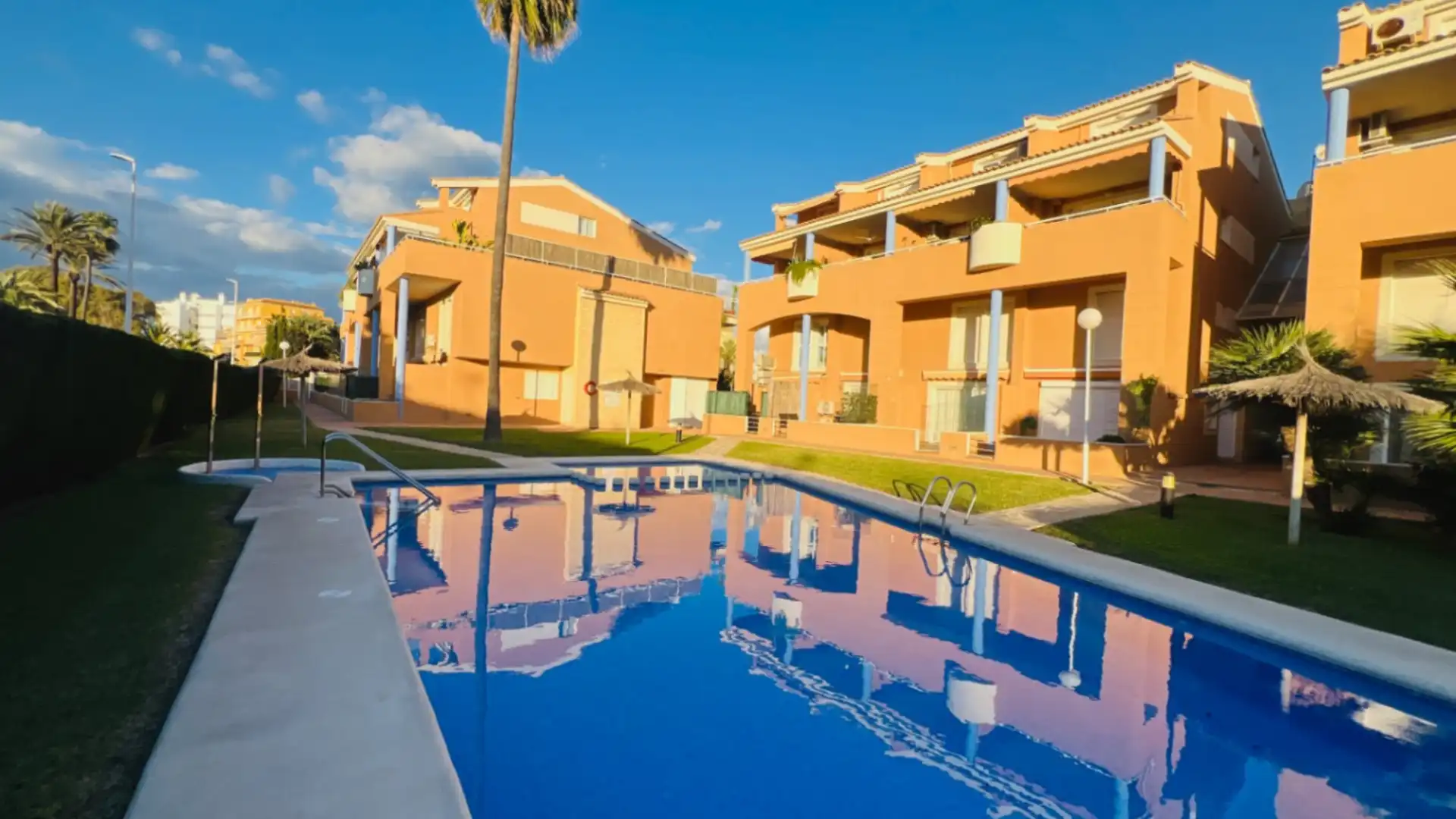 Piscina de Apartamento en venta en Jávea / Xàbia con Aire acondicionado, Terraza y Trastero