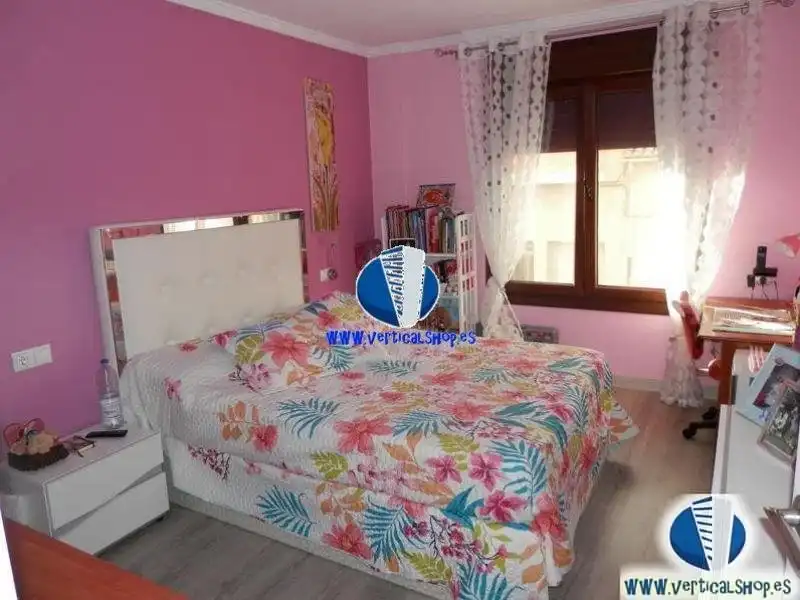 Bedroom of Flat for sale in Caudete  with Air Conditioner, Parquet flooring and Terrace