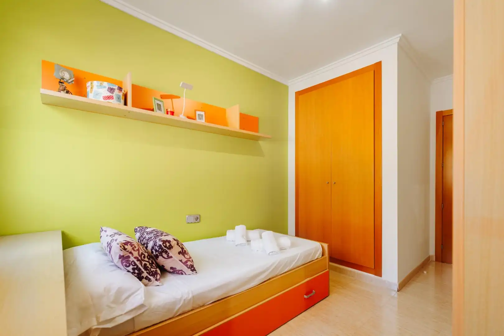Dormitori de Apartament de lloguer en Villajoyosa / La Vila Joiosa amb Aire condicionat, Calefacció i Jardí privat