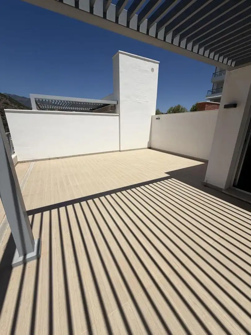 Terrasse von Dachboden zur Miete in Benahavís mit Klimaanlage, Terrasse und Abstellraum