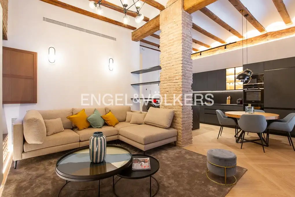 Sala d'estar de Pis de lloguer en Valencia amb Aire condicionat, Calefacció i Parquet