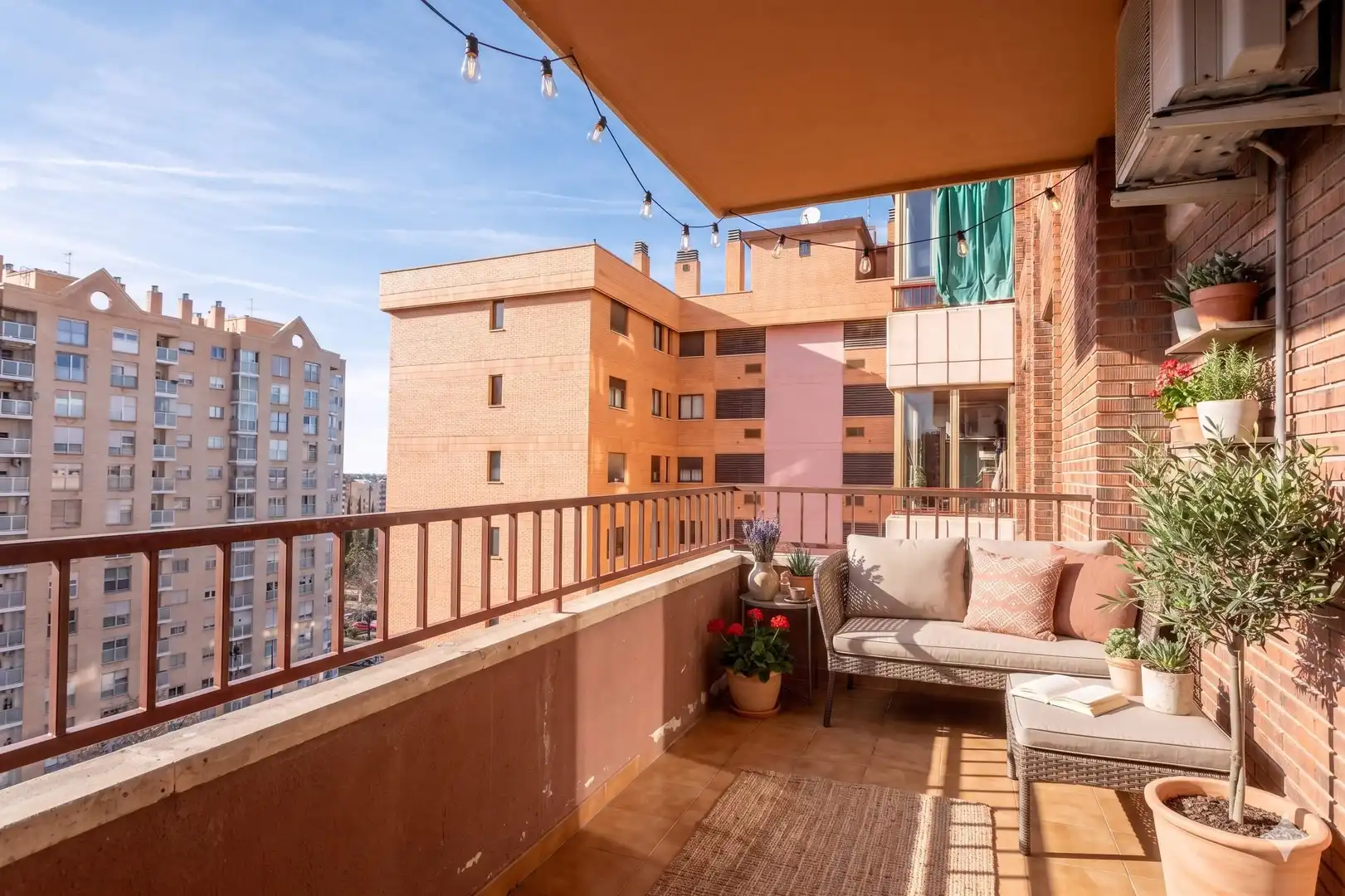 Balcony of Flat for sale in Zaragoza  with Heating, Terrace and Storage room