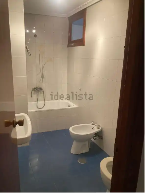 Baño de Piso en venta en Cambil