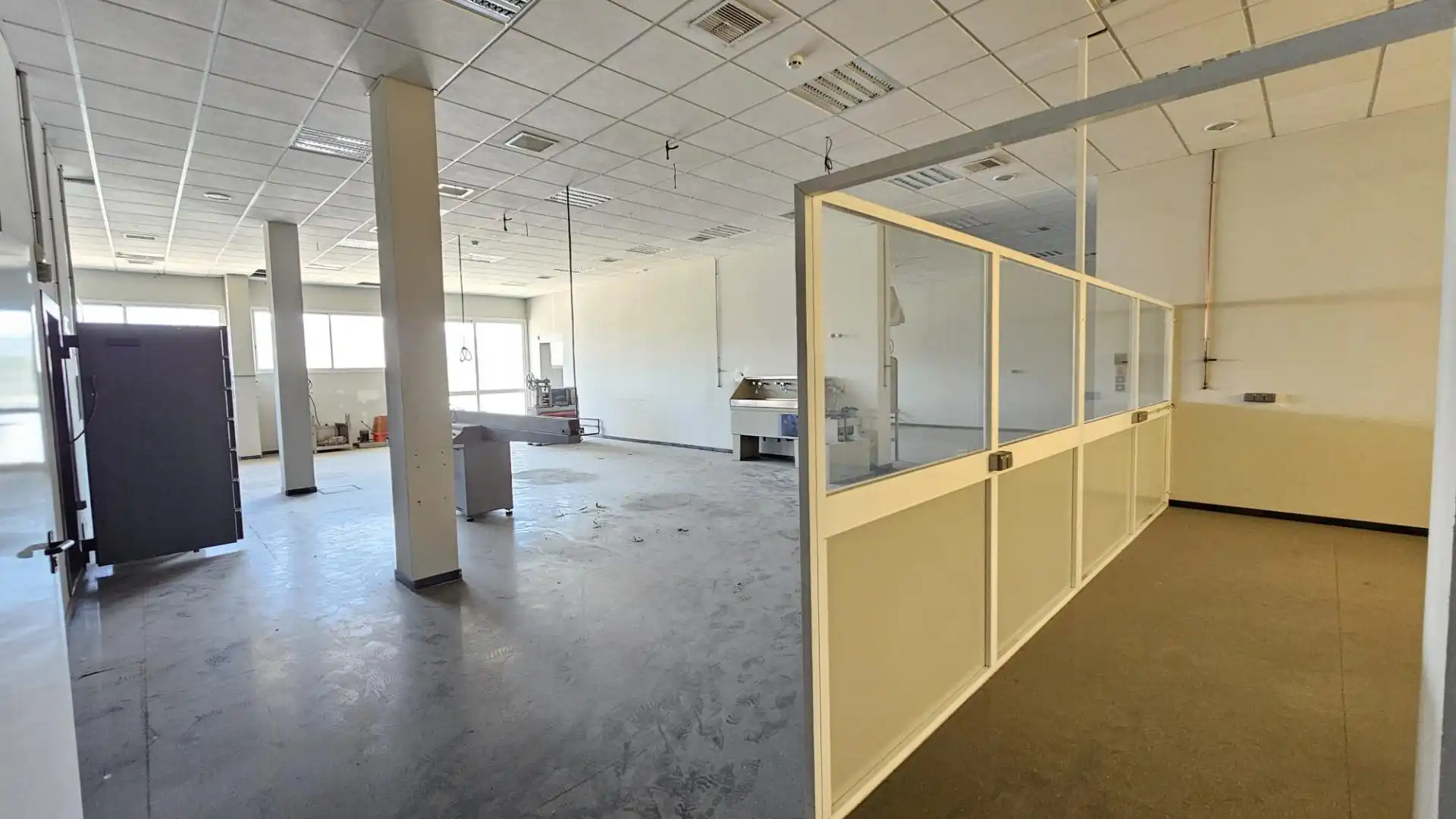 Nave industrial in vendita a Periurbano Oeste - Sierra, imagen 11