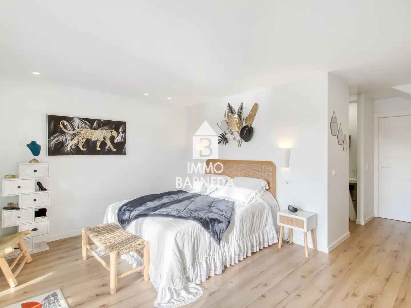 Schlafzimmer von Wohnung zum Verkauf in Empuriabrava mit Klimaanlage, Heizung und Terrasse